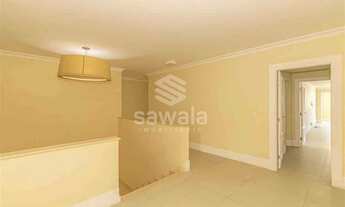 Imagem: Casa à venda com 1800,00m² e 7 quartos