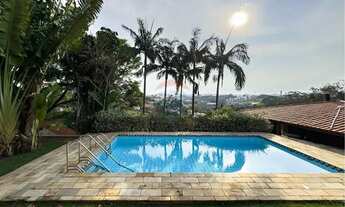 Imagem: Casa Alto Padrão com 4 dorms, 2 sutes