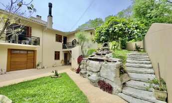 Imagem 4: Casa em condomínio central com 4 quartos e incríveis 315m² de área construída!