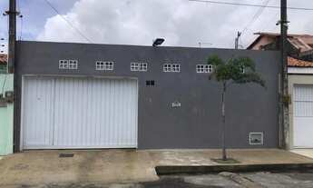 Imagem 5: Casa para venda tem 185 metros quadrados com 3 quartos em Padre Andrade - Fortaleza - Cear