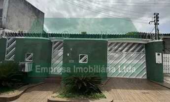 Imagem: Casa de rua totalmente mobiliada / Cidade