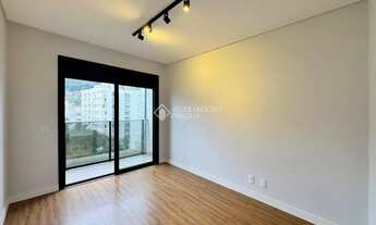 Imagem 3: Imóvel para aluguel com 69 metros quadrados com 2 quartos em Centro - Florianópolis - SC