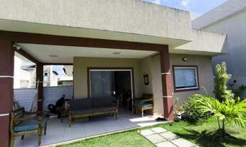 Imagem: Casa térrea perto da praia dentro de condomínio