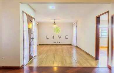 Imagem 3: Casa térrea, com quintal e edícula, à venda no Fanny!