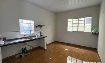 Imagem 7: 03 CASA ANTIGAS EM ÁREA DE 652m² NO BAIRRO ABADIA