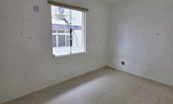 Imagem 4: Próximo a avenida Ana Costa, hospital, mercado e padaria. Etc..