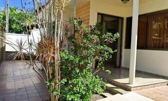 Imagem 2: Oportunidade. Excelente casa 3 quartos, 2 suítes, em condomínio. Ótimo local. Cód: 0517