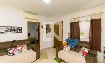 Imagem 2: Casa à Venda - Sapopemba, 6 Quartos, 200 m2