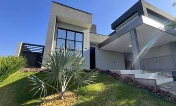 Imagem 2: Casa térrea mobiliada e finamente decorada á venda no Condomínio Terras de Atibaia