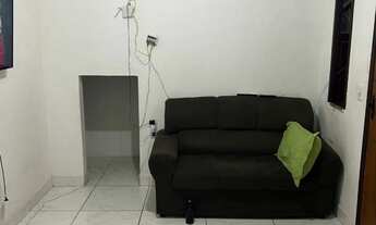 Imagem 5: Alugo casa 2/4 suite , área de serviço frente de rua ao lado do colégio da polícia militar