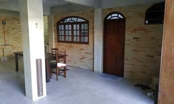 Imagem 4: Casa grande com piscina no Parque Mambucaba