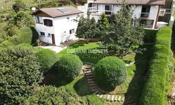 Imagem 1: Casa à Venda com Preço de Oportunidade na Região do Atalaia - Campos do Jordão/SP