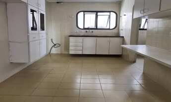 Imagem 5: APTO MOEMA-AMPLA SALA - COZINHA - 2 QUARTOS + ARMÁRIOS - 1 SUÍTE + ARMÁRIOS - 3 BANHEIROS