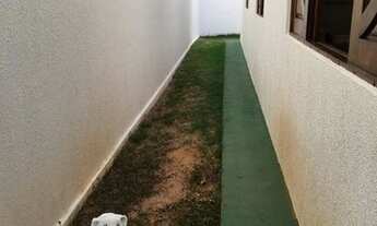 Imagem 4: Vendo casa com quintal