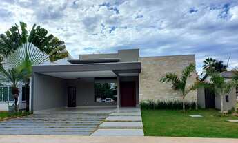 Imagem: Casa de condomínio térrea para venda possui