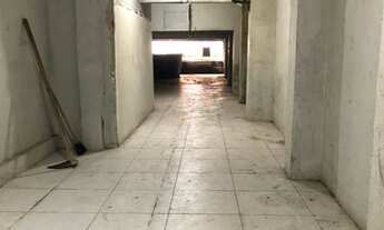 Imagem 4: Ponto comercial/Lojapara aluguel possui 220 metros quadrados com 2 andares