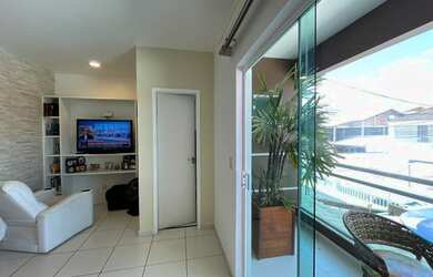 Imagem 3: Casa para venda possui 130 metros quadrados com 3 quartos em Alphaville - Campos dos Goyta