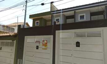 Imagem: Sobrado frontal no Parque Císper