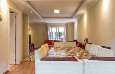 Imagem 6: Casa com 4 dormitórios à venda, 211 m² por R$ 850.000,00 - Centro - Canela/RS