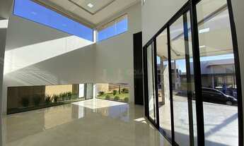 Imagem 3: Casa de condomínio térrea para venda com 252 metros quadrados com 3 quartos