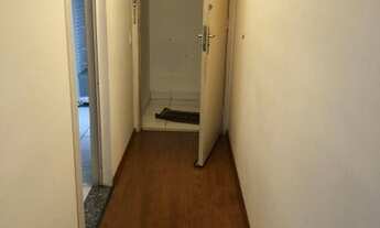 Imagem 3: Apartamento mobiliado para aluguel possui 55 metros quadrados com 2 quartos