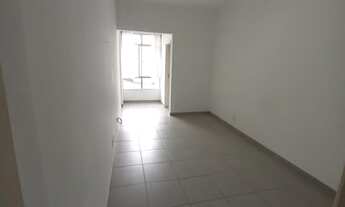 Imagem 4: Apartamento de 70 metros quadrados no bairro Tijuca com 2 quartos