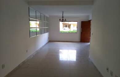 Imagem 5: Casa/Sobrado com 3 Suítes a Venda - Condomínio Foz do Joanes em Buraquinho - Lauro de Frei