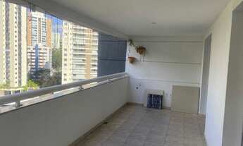 Imagem 6: Apartamento para venda possui 176m² com 3 suítes, 3 vagas e lavabo