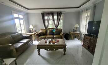 Imagem 5: Linda Casa à Venda de 450m² no Sumaré - 4 Dormitórios, 1 Suíte, 4 Banheiros, 5 Vagas