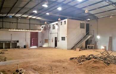 Imagem 5: Oportunidade!!! Òtima localização Galpão/Depósito/Armazém para venda possui 384 metros qua