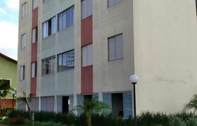 Imagem 2: Apartamento para aluguel possui 66 metros quadrados com 3 quartos em Vila São Paulo - São