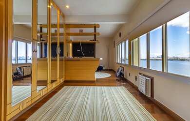 Imagem 4: EXCELENTE COBERTURA AV. BORGES DE MEDEIROS 04 QUARTOS 04 SUITES PISCINA 495 METROS