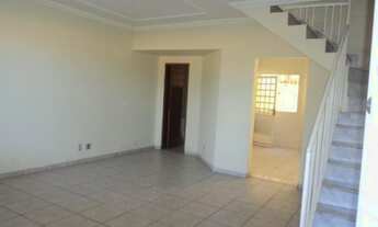 Imagem 2: Casa para Venda em Contagem, TRÊS BARRAS, 3 dormitórios, 1 suíte, 2 banheiros, 1 vaga