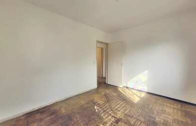 Imagem 5: PORTO ALEGRE - Apartamento Padrão - JARDIM BOTANICO