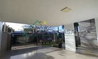 Imagem 4: Perfeita para sua família: casa 3 dorm. piscina e churrasqueira!