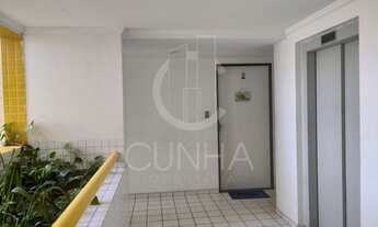 Imagem 2: Apartamento para venda possui 97 metros quadrados com 3 quartos em Ponta Verde - Maceió