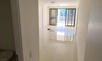 Imagem 2: Saint Michel direto com a Carvalho Hosken!