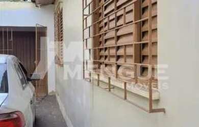 Imagem 5: Casa térrea à venda com 2 dormitórios e 5 vagas de garagem, em Porto Alegre no bairro Sar