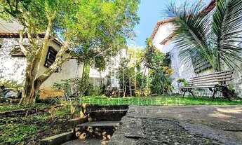 Imagem 2: Casa térrea com uma bela área verde