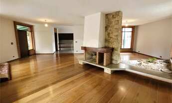 Imagem 3: Casa a venda com 05 Dormitórios por 3.200.000,00