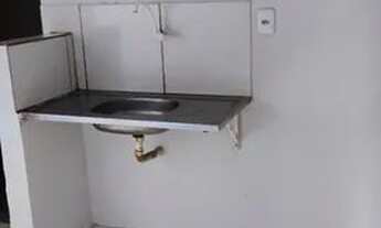 Imagem 2: Aluga-se kitnet Casa com 1 dormitório