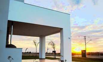 Imagem 6: Terreno Primor das Torres / Próximo da portaria / Terreno plano