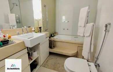 Imagem 6: Apartamento para venda tem 151 metros quadrados com 4 quartos em Lagoa - Rio de Janeiro