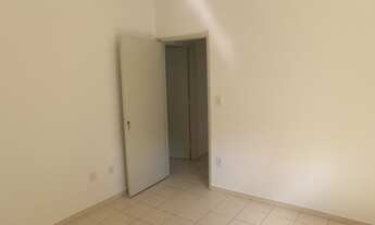 Imagem 7: Apartamento de 40 m² com sala, 2 quarto, banheiro com gabinete, cozinha com gabinete