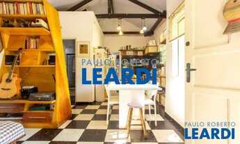 Imagem: CASA ASSOBRADADA - SUMARÉ - SP