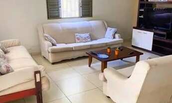 Imagem: Térrea para venda tem 185 metros quadrados