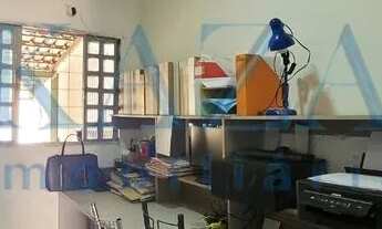 Imagem 7: EXCELENTE CASA DE 02 QUARTOS COM PISCINA AQUECIDA E COM CASCATA NO ESPLANADA III