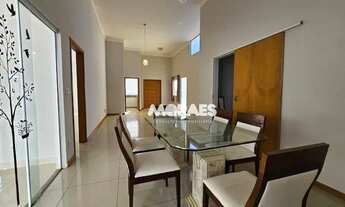 Imagem 4: Casa em Condomínio Fechado com 3 suítes para alugar, 525 m² por R$ 4.900/mês - Residencial