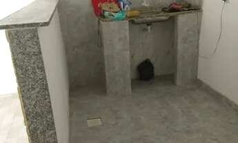 Imagem 3: Alugo casa de 2 quartos com quintal amplo