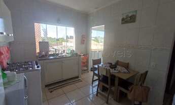 Imagem 2: Cód. 5953 - Apartamento com 60 m² por R$ 150.000,00 !!!